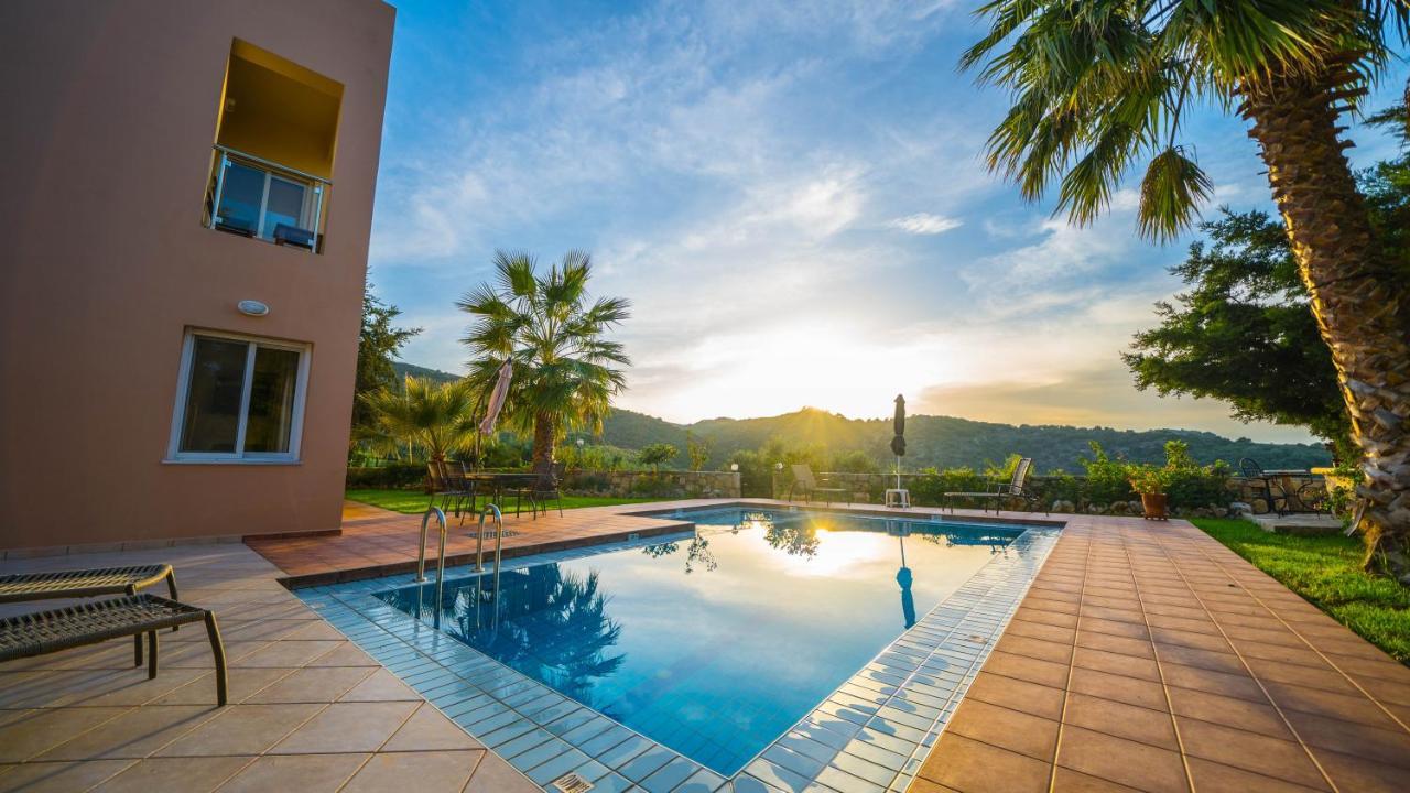 Meliades Villas Agia Marina  Ngoại thất bức ảnh