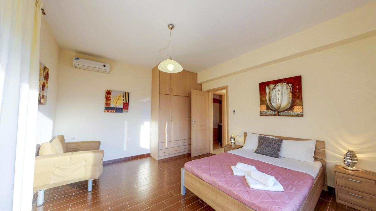 Meliades Villas Agia Marina  Ngoại thất bức ảnh