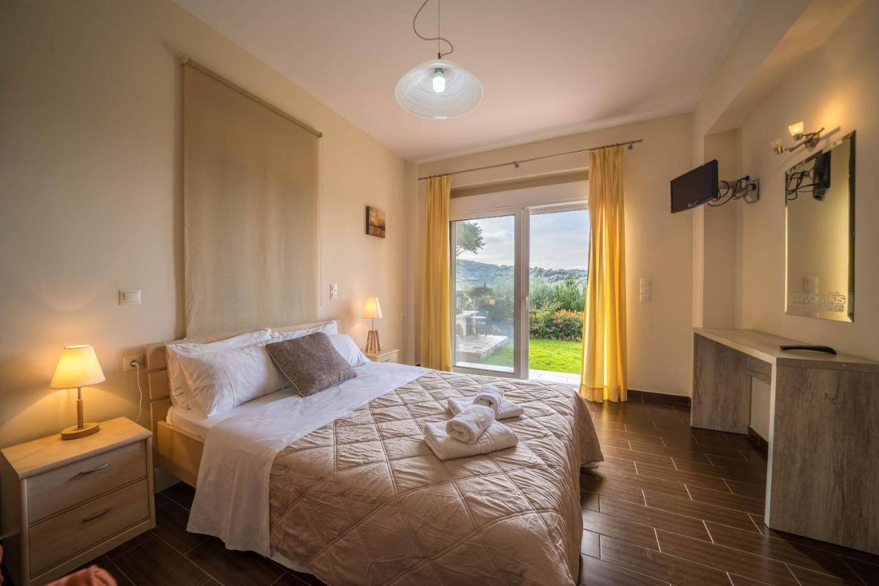 Meliades Villas Agia Marina  Ngoại thất bức ảnh
