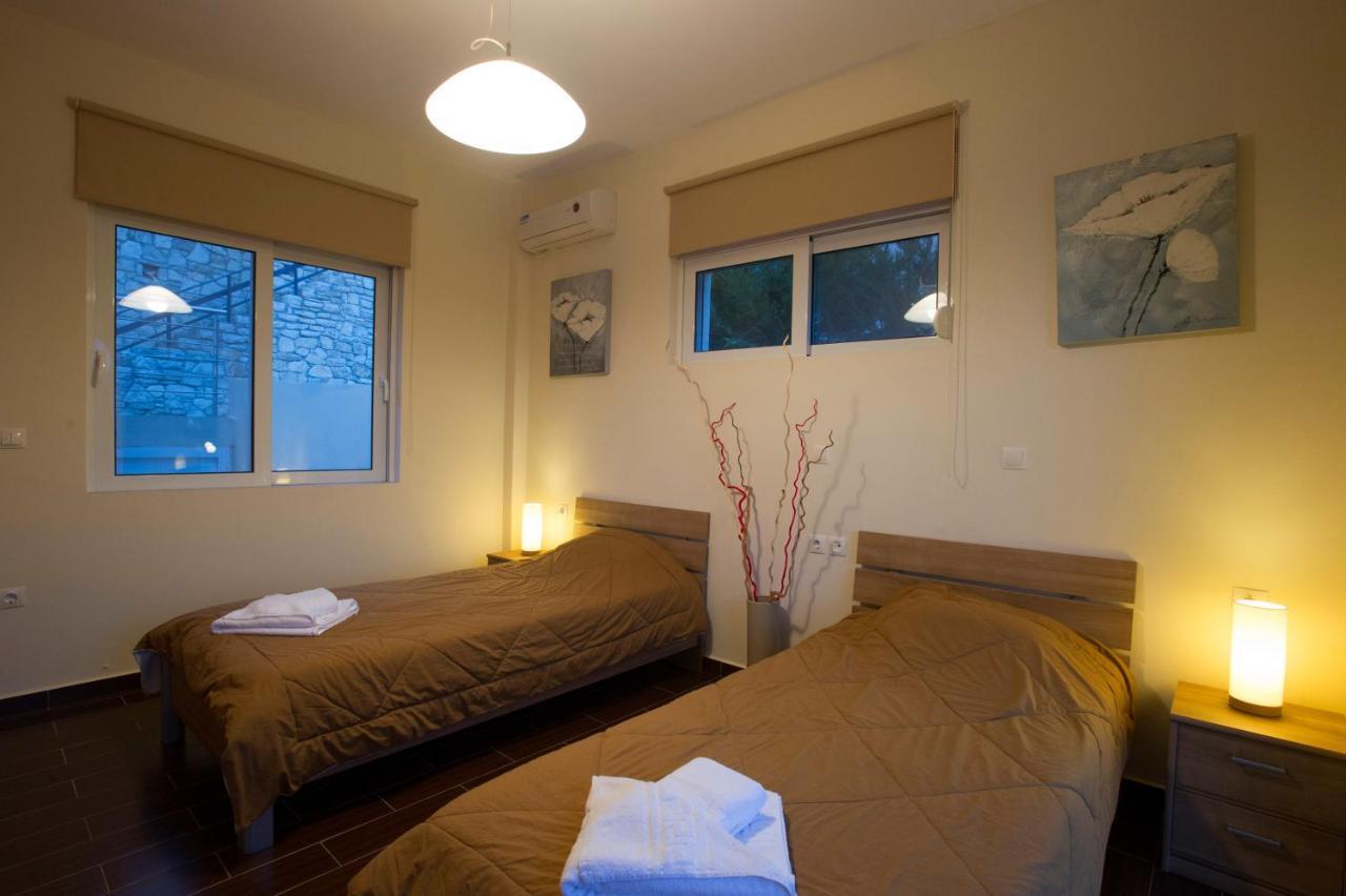 Meliades Villas Agia Marina  Ngoại thất bức ảnh